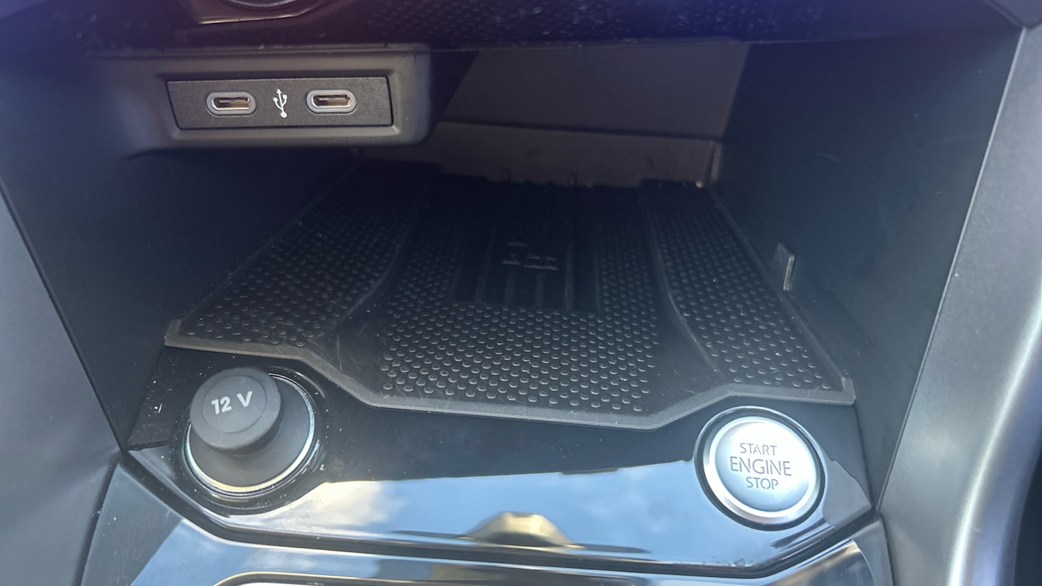 Used Volkswagen T-Roc 2025 for sale - 76945796: Photo 30