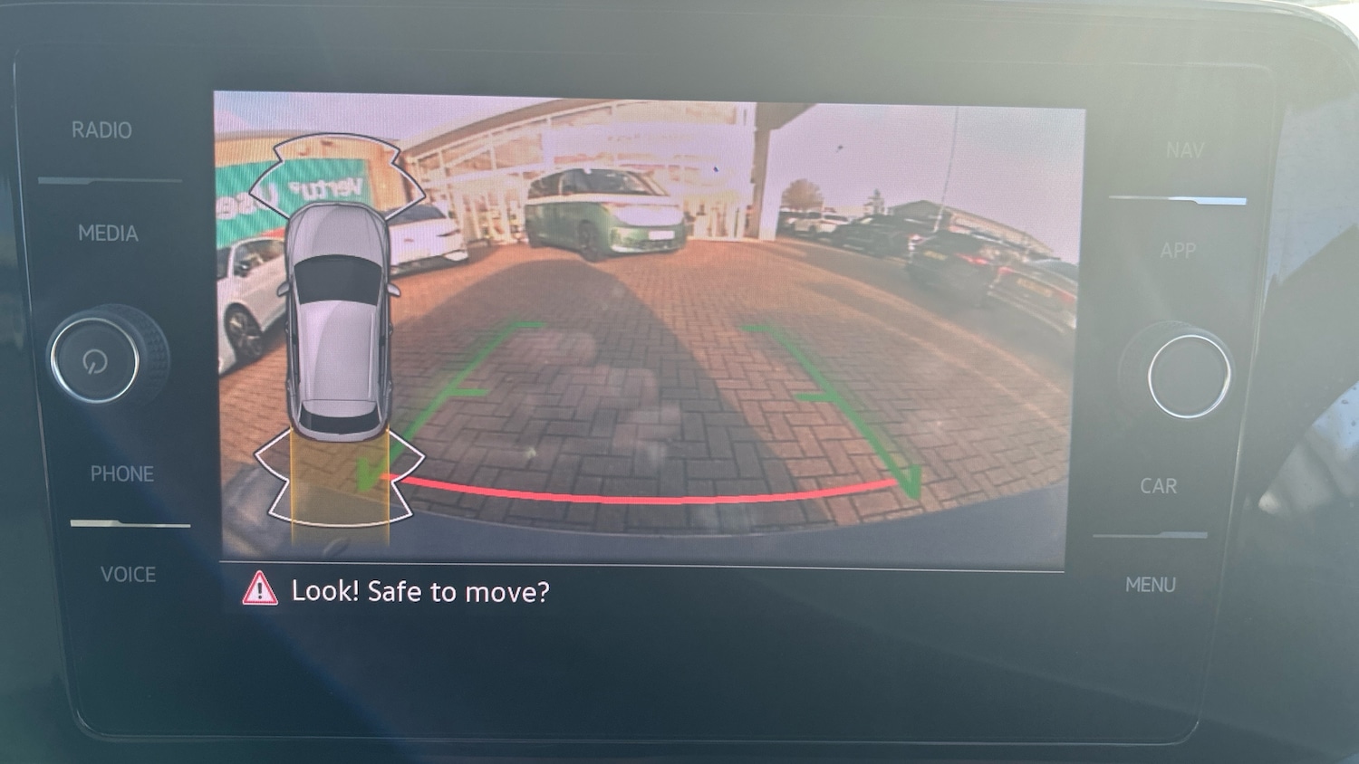 Used Volkswagen T-Roc 2025 for sale - 76945796: Photo 31