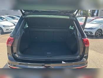 Used Volkswagen Tiguan 2020 for sale - 75663186: Photo