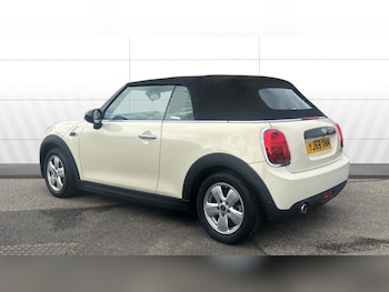 Used MINI Convertible 2018 for sale - 78953250: Photo