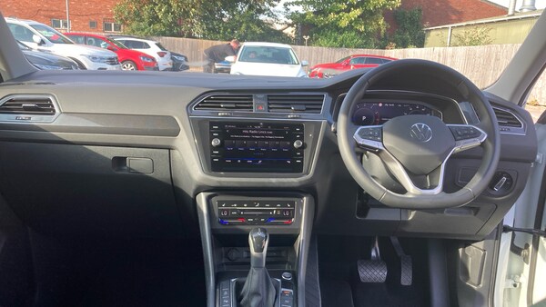Used Volkswagen Tiguan 2022 for sale - 76064119: Photo 9