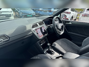 Used Volkswagen Tiguan 2024 for sale - 78800668: Photo