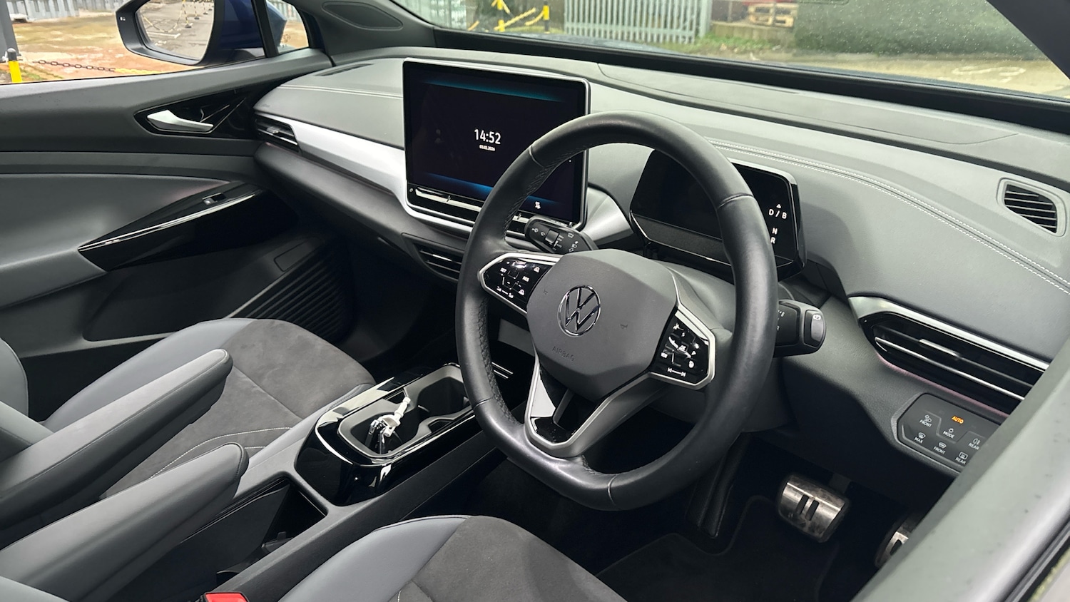 Used Volkswagen ID.4 2024 for sale - 77474978: Photo 11