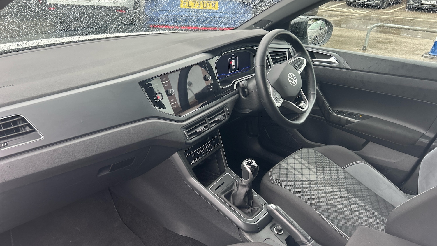 Used Volkswagen Taigo 2022 for sale - 76352046: Photo 2