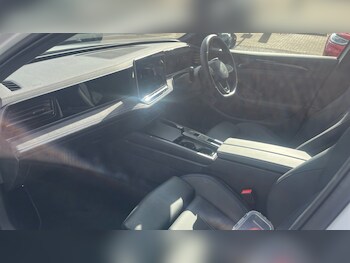 Used Volkswagen Passat 2025 for sale - 76467918: Photo