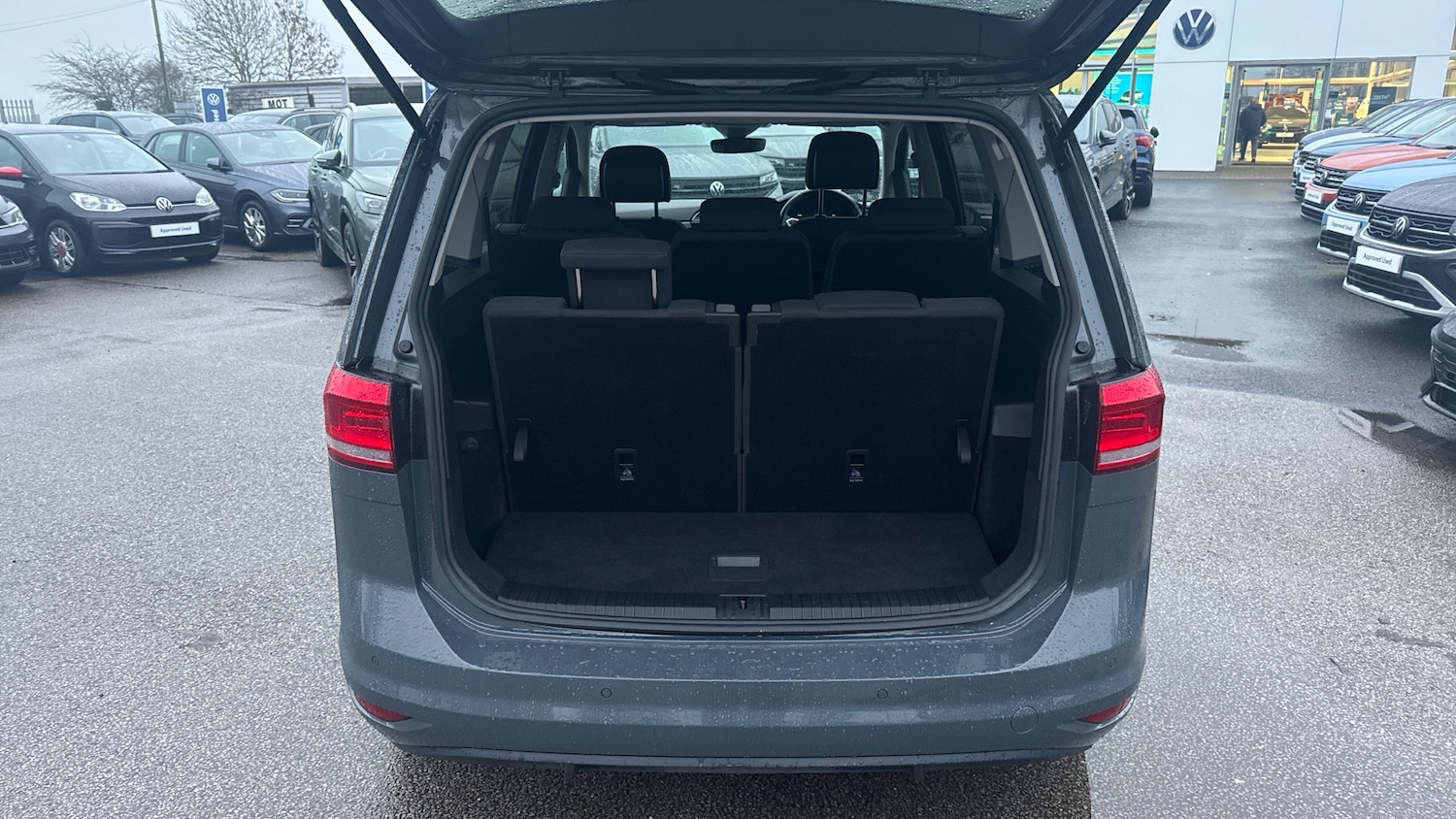 Used Volkswagen Touran 2022 for sale - 77474979: Photo 4