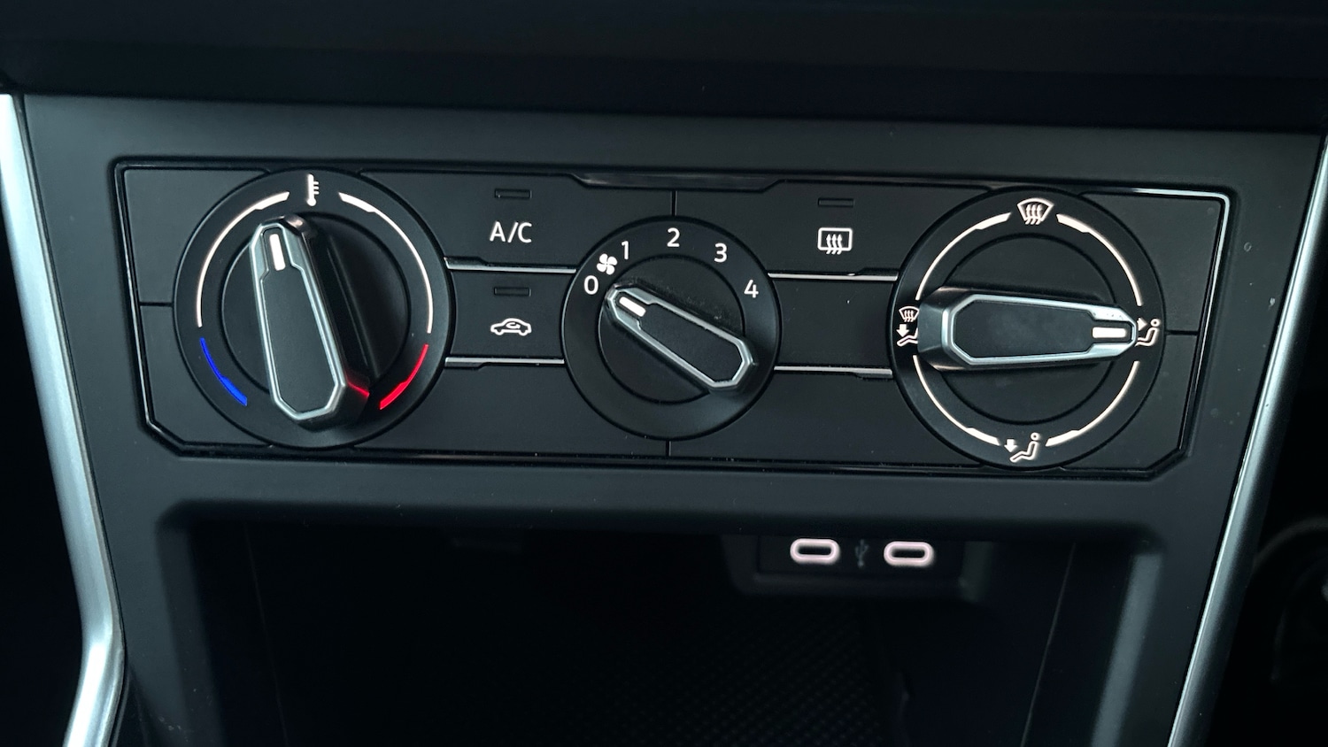 Used Volkswagen Polo 2022 for sale - 77903774: Photo 30