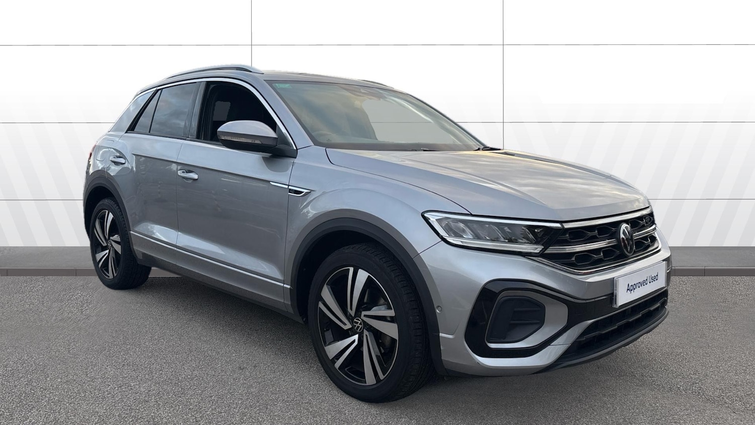 Used Volkswagen T-Roc 2022 for sale - 76451832: Photo 1