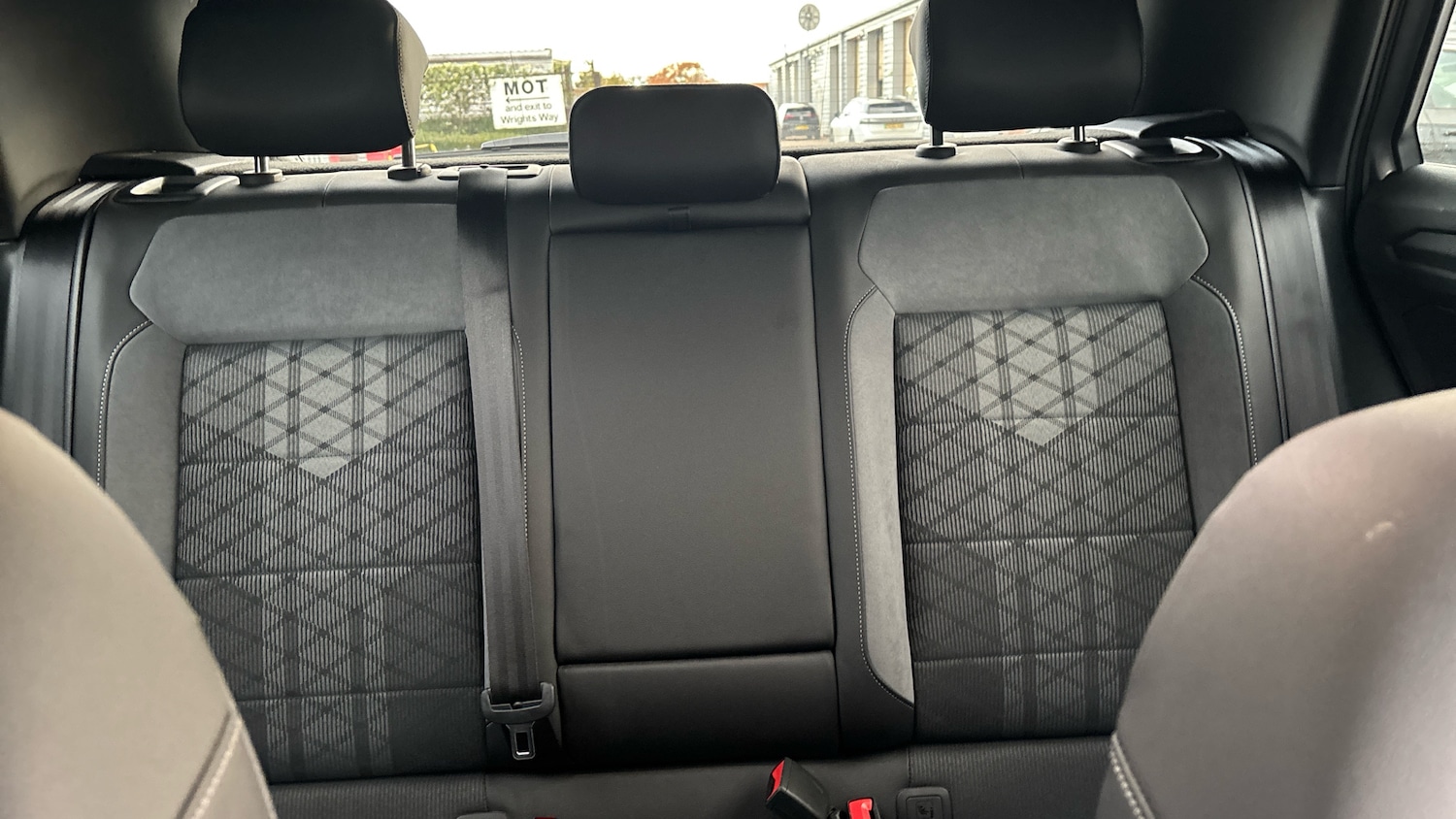 Used Volkswagen T-Roc 2022 for sale - 76451832: Photo 15