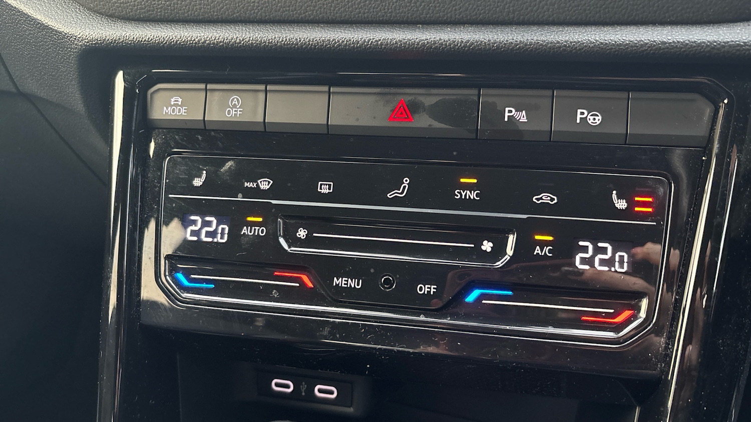 Used Volkswagen T-Roc 2022 for sale - 76451832: Photo 21