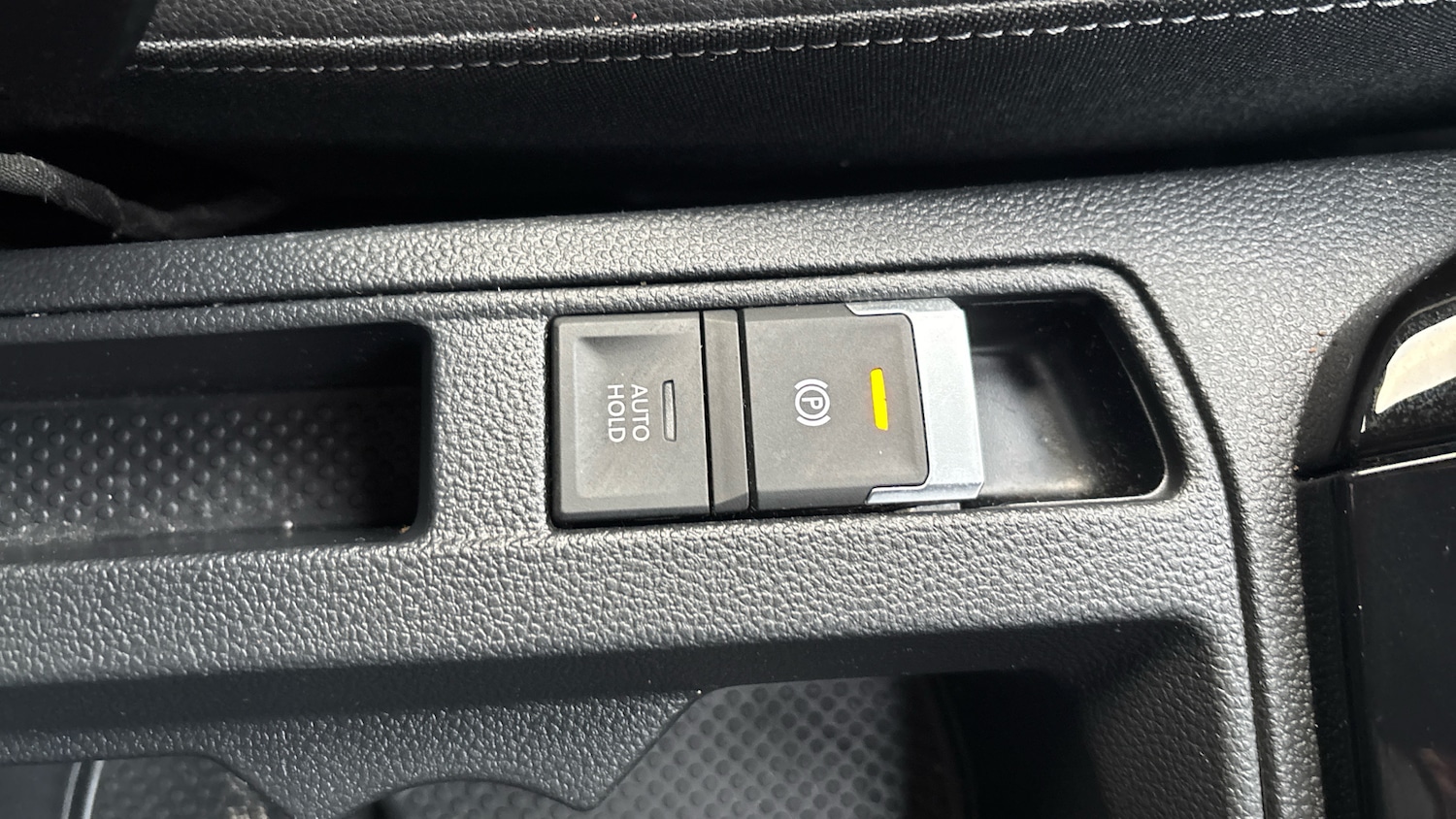 Used Volkswagen T-Roc 2022 for sale - 76451832: Photo 25