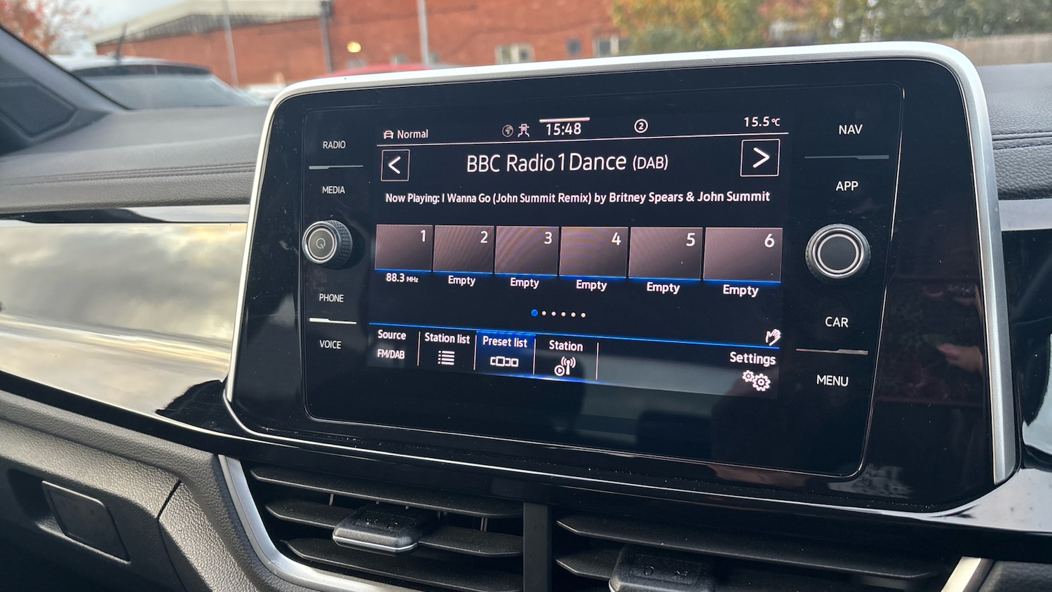 Used Volkswagen T-Roc 2022 for sale - 76451832: Photo 28