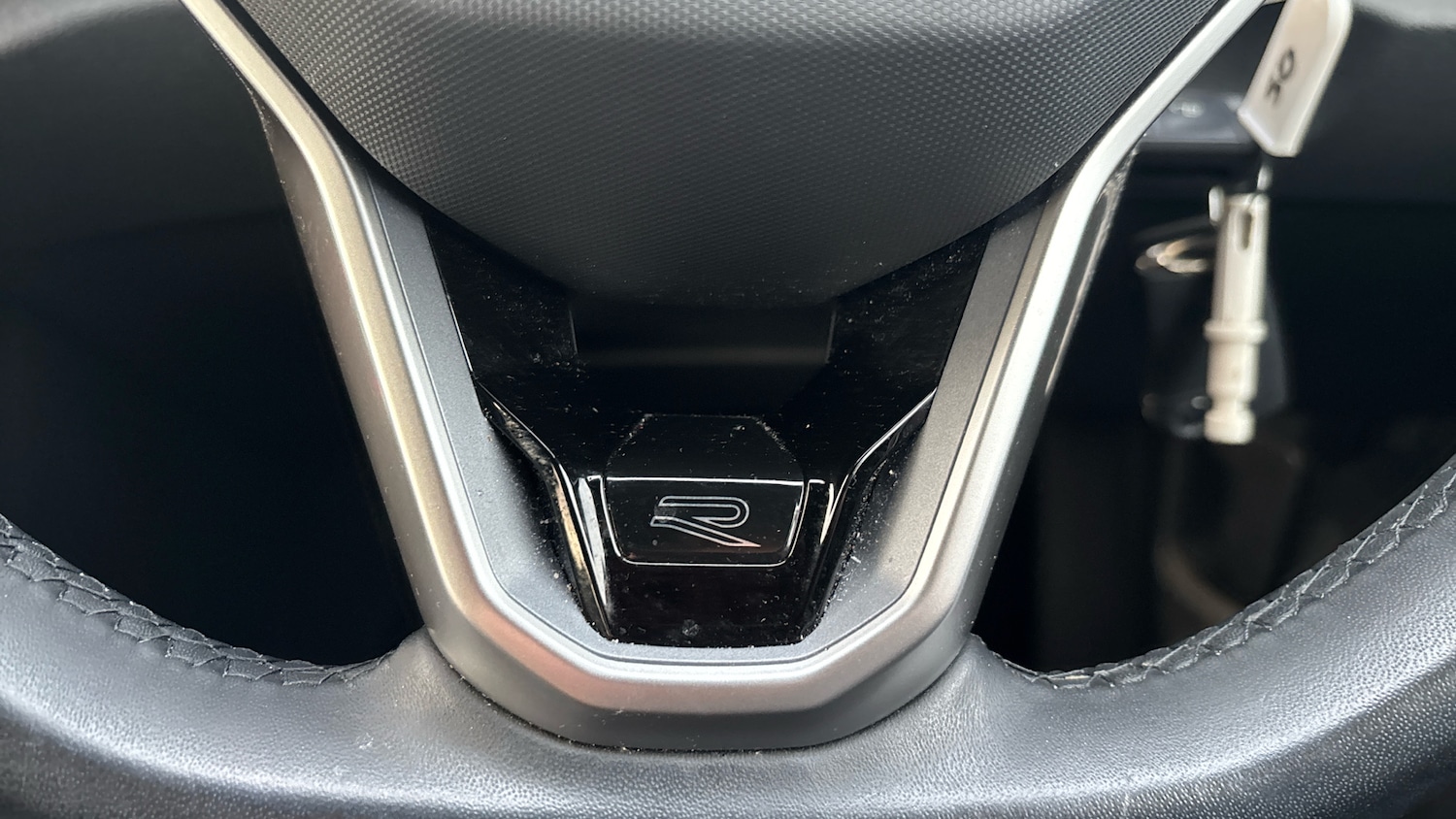 Used Volkswagen T-Roc 2022 for sale - 76451832: Photo 32