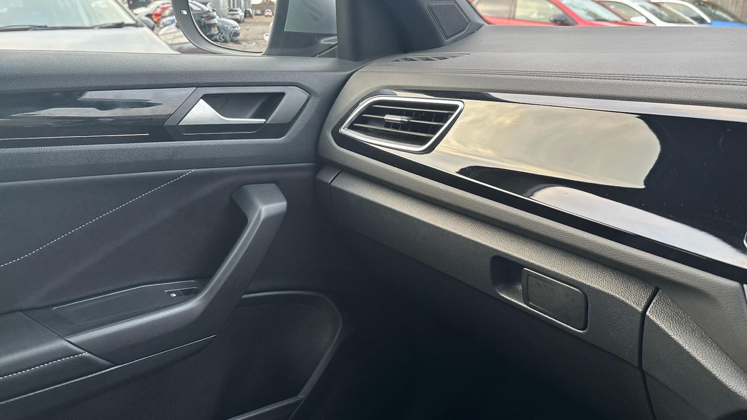 Used Volkswagen T-Roc 2022 for sale - 76451832: Photo 38