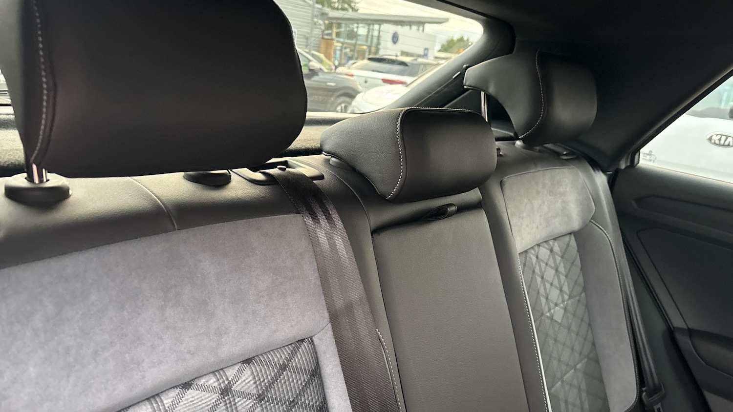 Used Volkswagen T-Roc 2022 for sale - 76451832: Photo 49