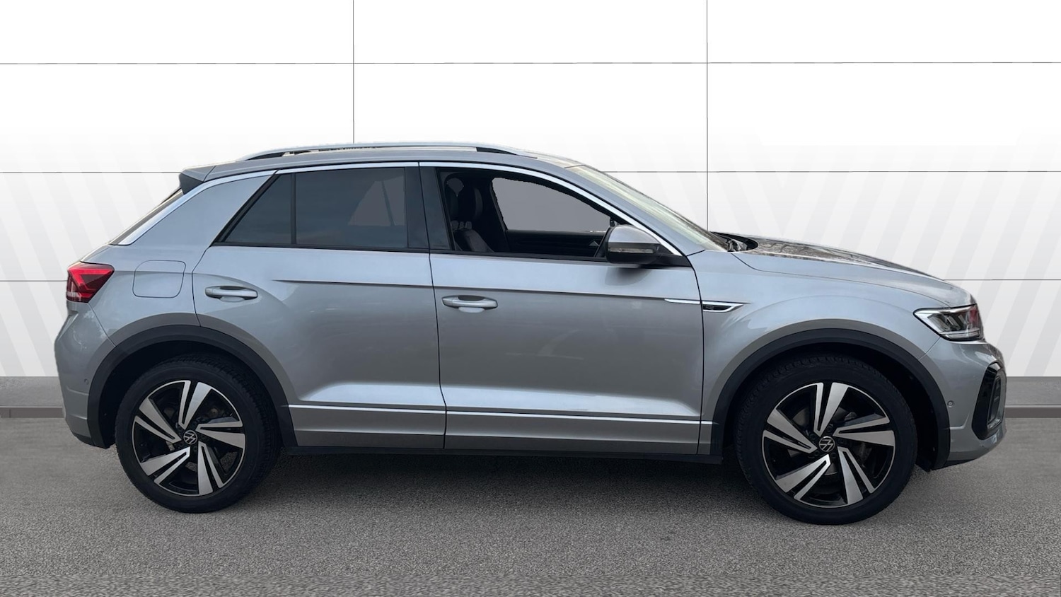 Used Volkswagen T-Roc 2022 for sale - 76451832: Photo 5