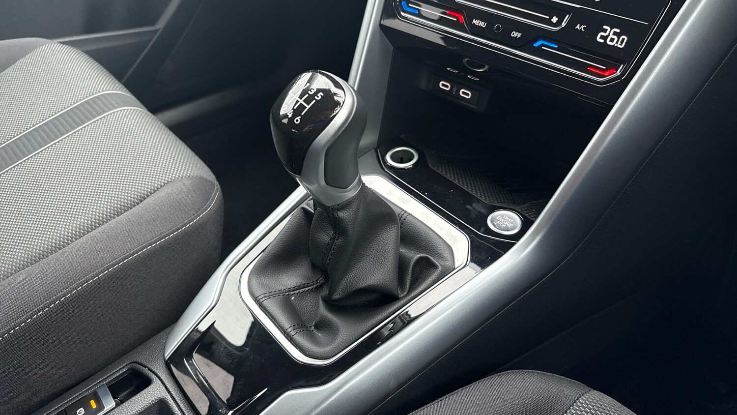 Used Volkswagen T-Roc 2025 for sale - 76507235: Photo 14