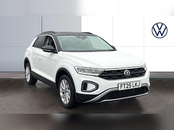 Used Volkswagen T-Roc 2025 for sale - 76507235: Photo