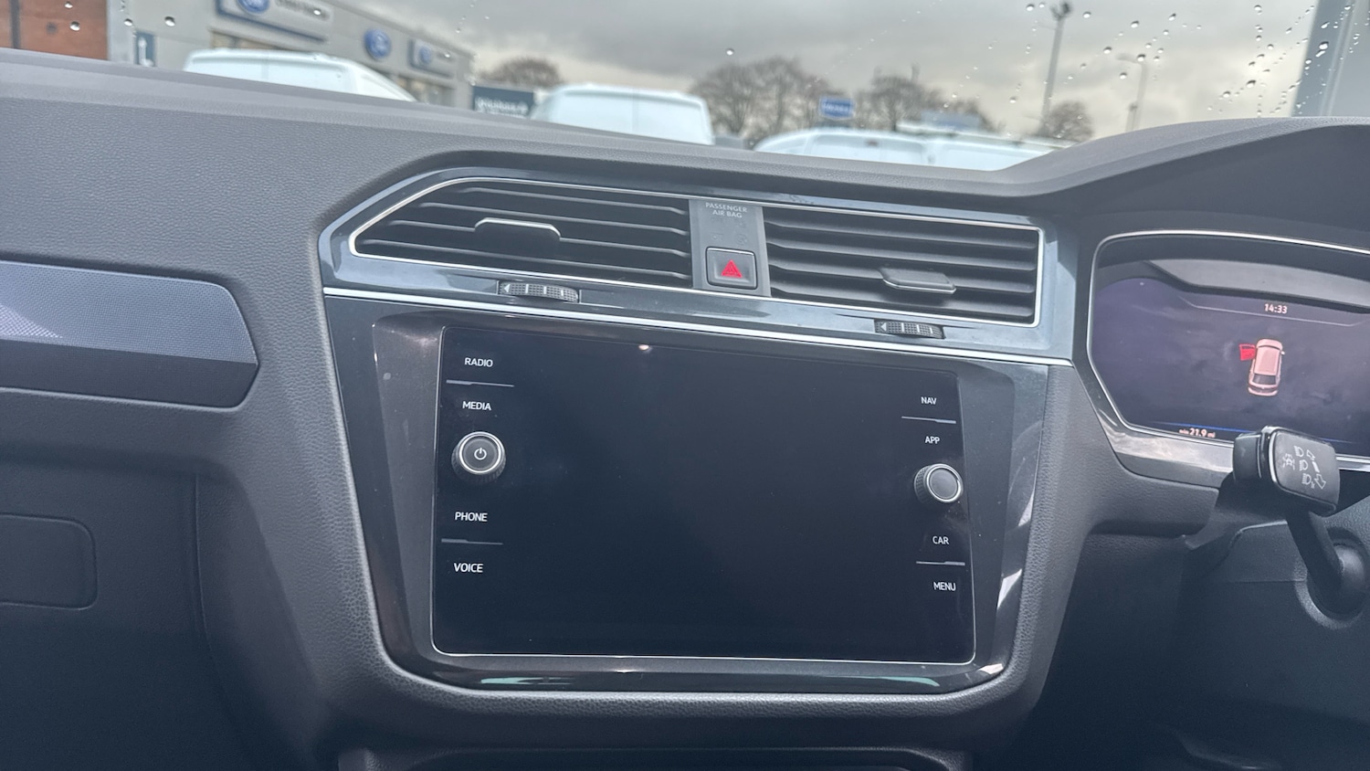 Used Volkswagen Tiguan 2018 for sale - 76894372: Photo 12