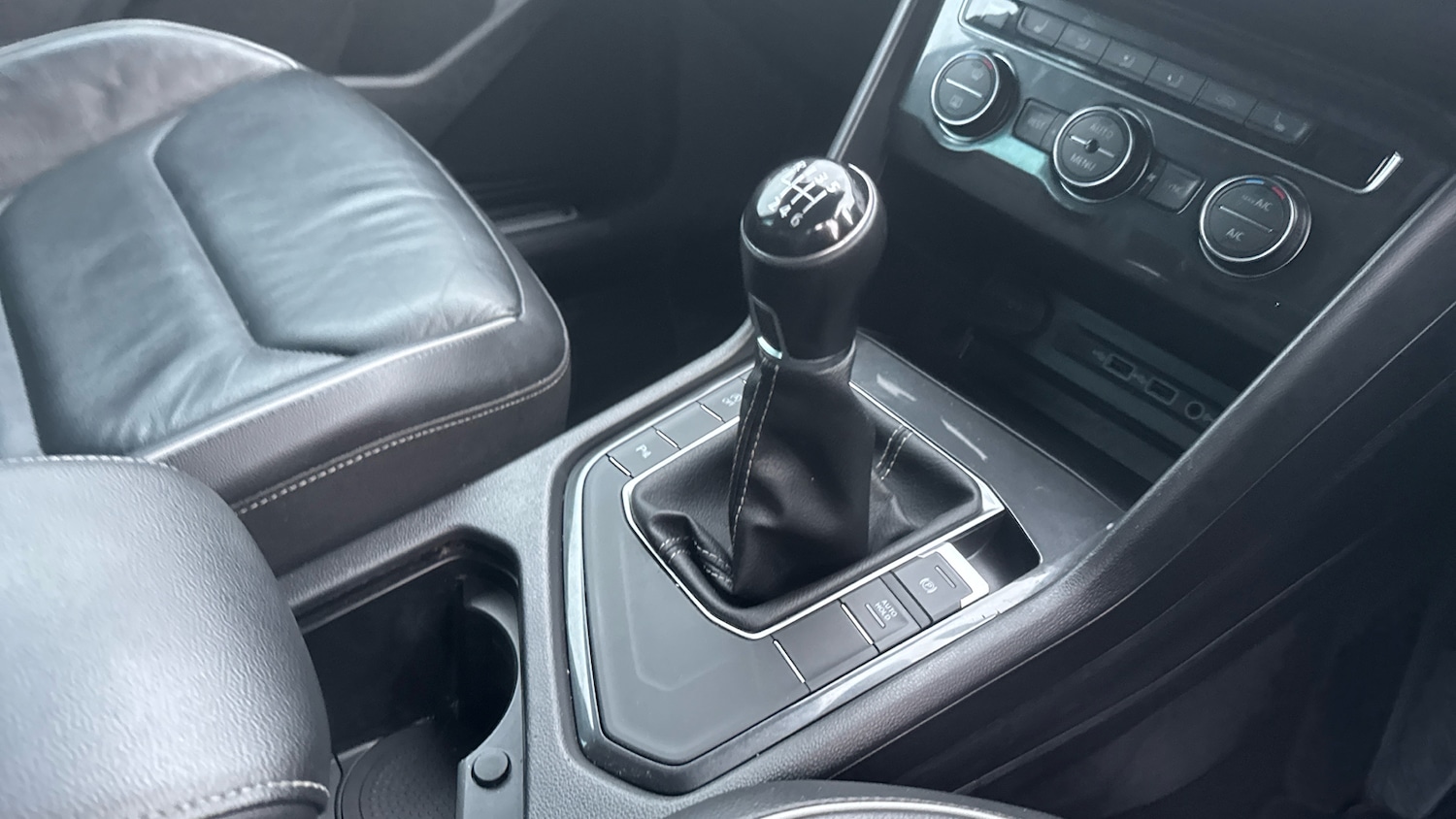 Used Volkswagen Tiguan 2018 for sale - 76894372: Photo 13