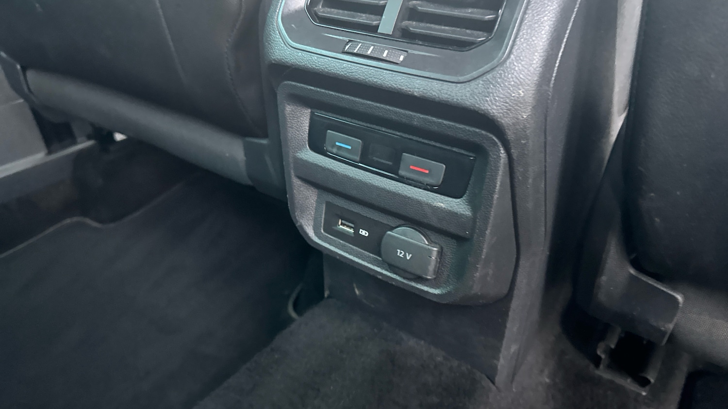 Used Volkswagen Tiguan 2018 for sale - 76894372: Photo 26