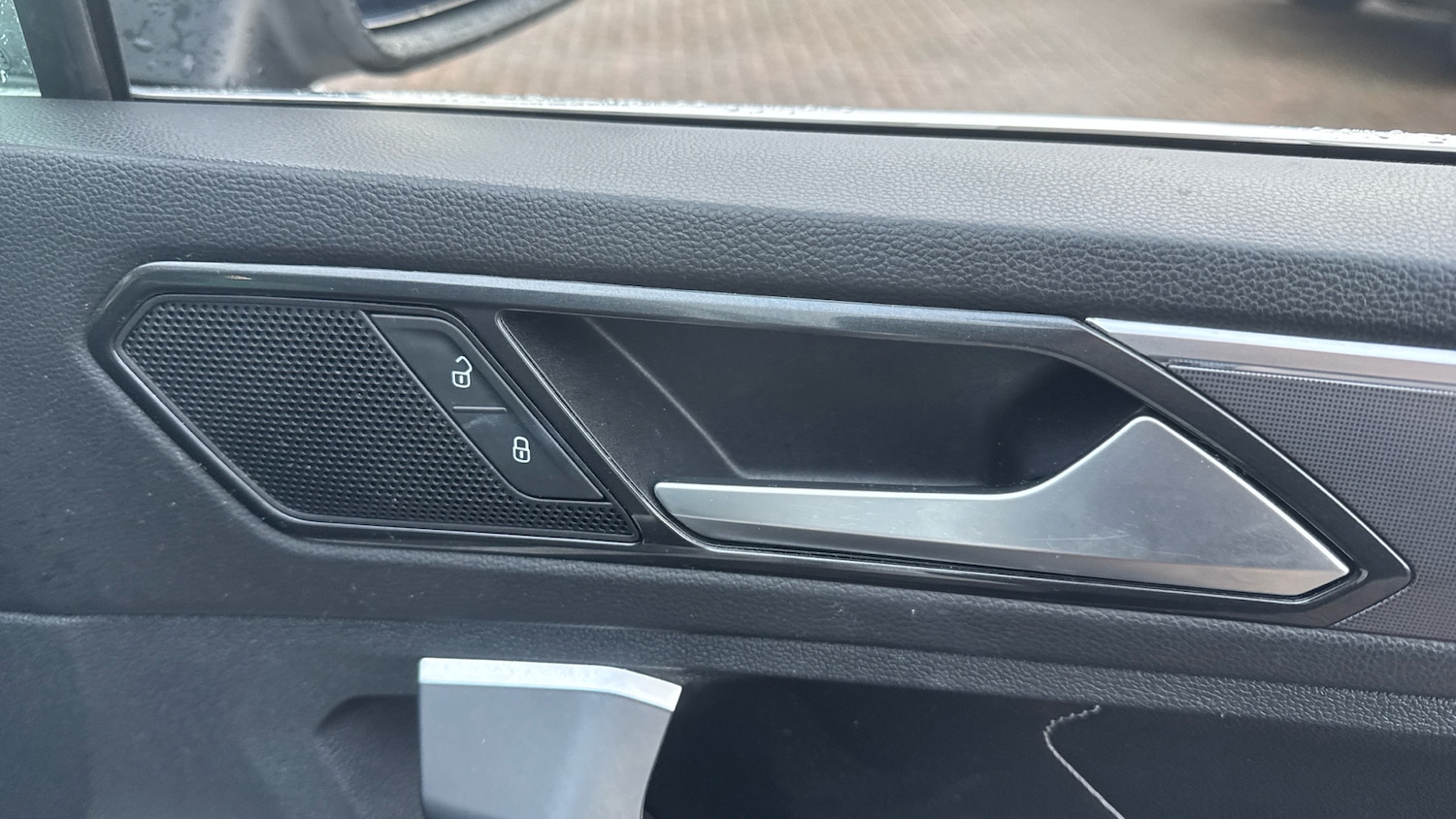 Used Volkswagen Tiguan 2018 for sale - 76894372: Photo 30