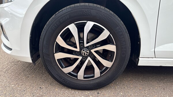 Used Volkswagen Polo 2021 for sale - 75969001: Photo 24