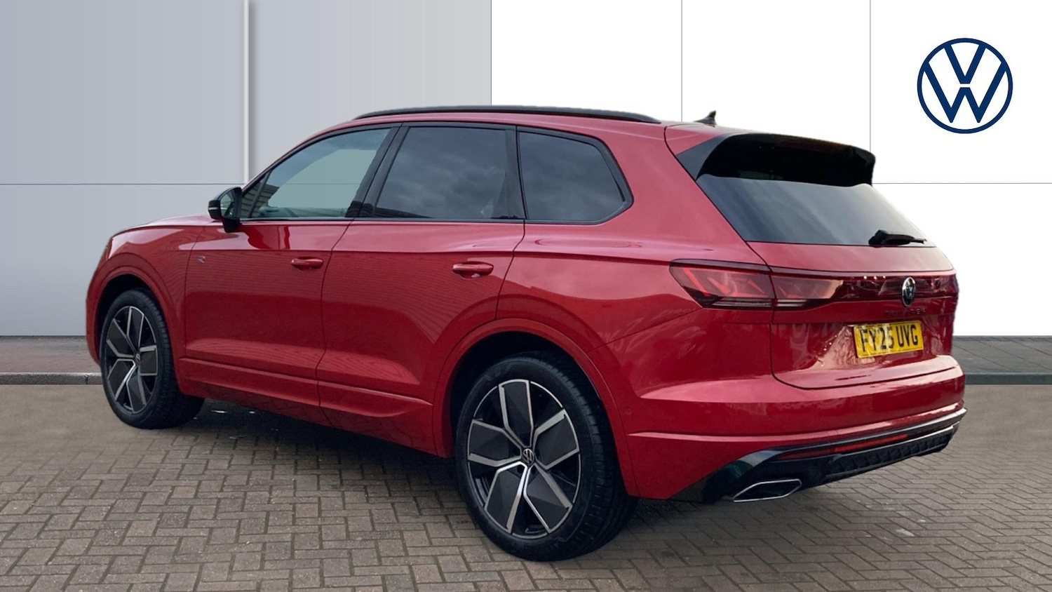 Used Volkswagen Touareg 2025 for sale - 76612519: Photo 3