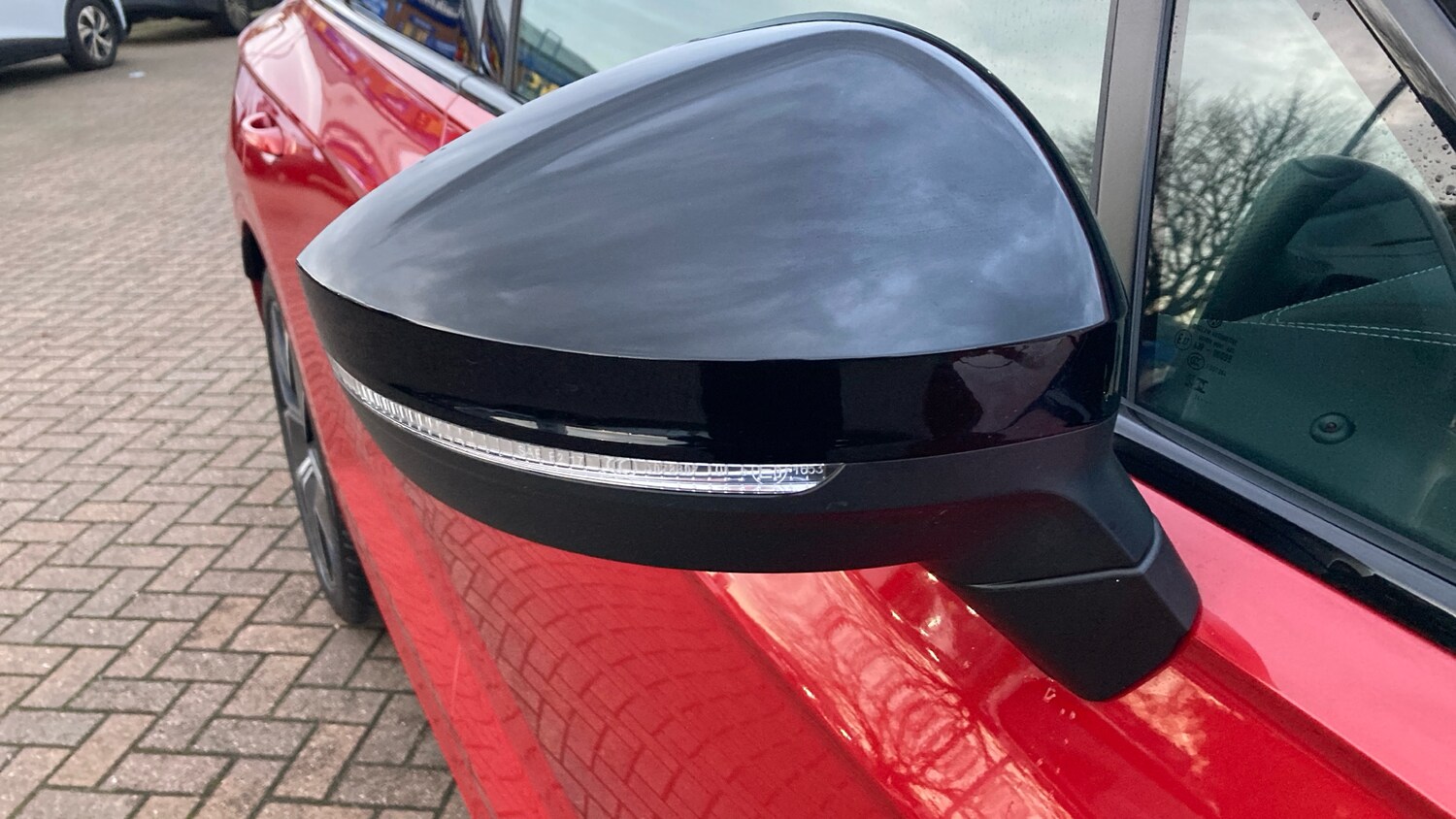 Used Volkswagen Touareg 2025 for sale - 76612519: Photo 32