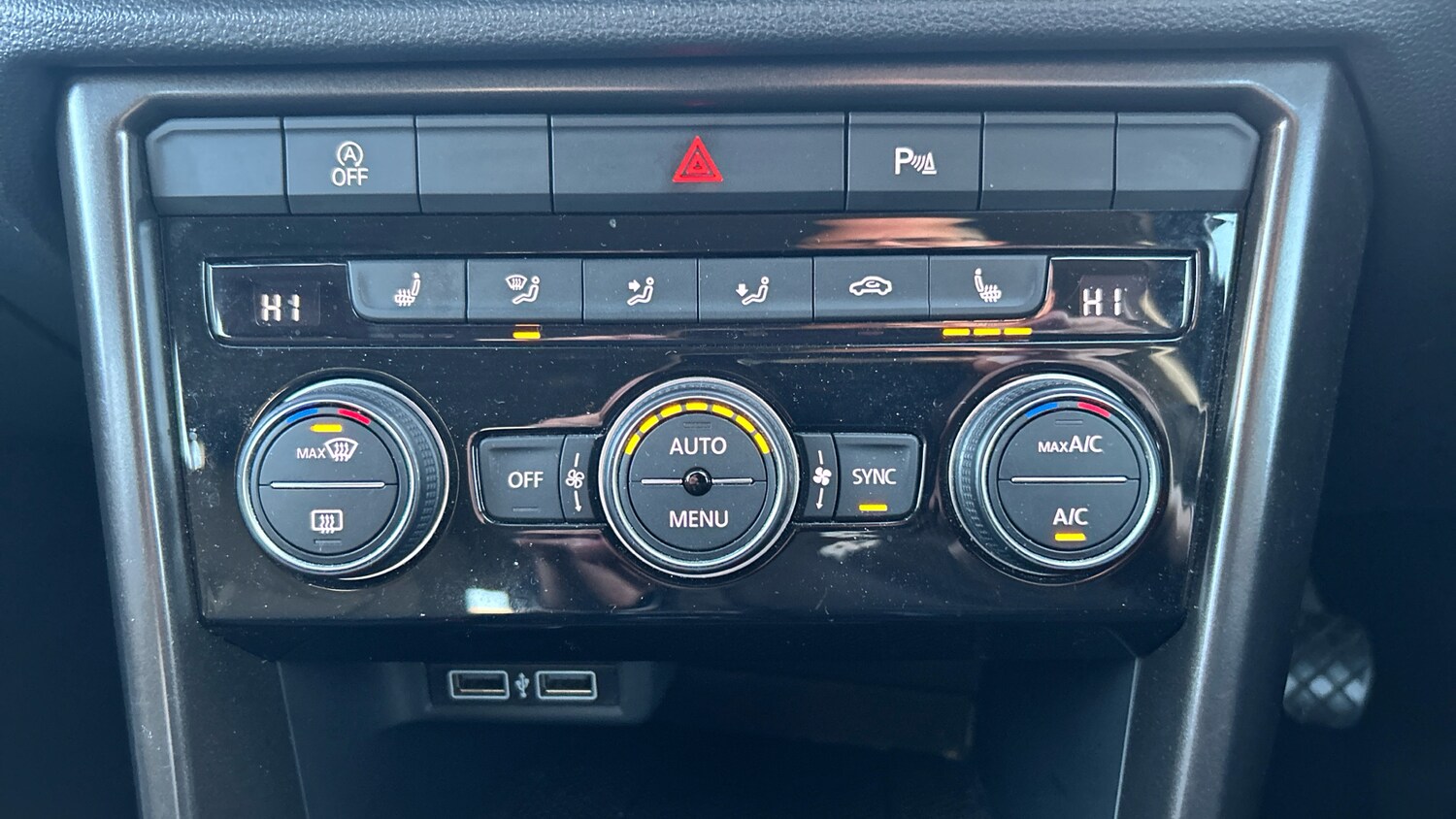 Used Volkswagen T-Roc 2019 for sale - 76894344: Photo 13