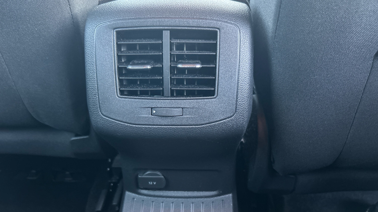 Used Volkswagen T-Roc 2019 for sale - 76894344: Photo 31