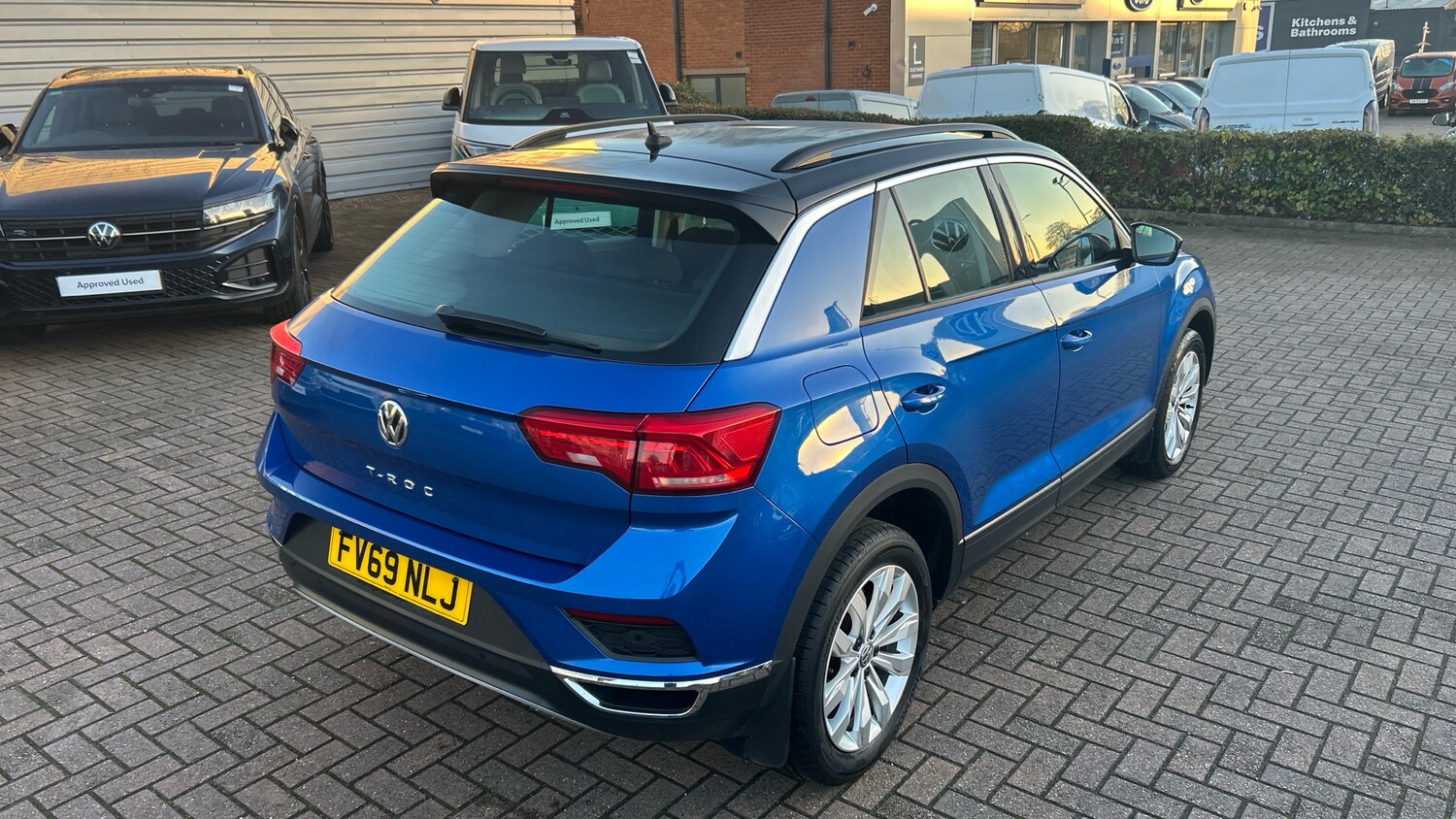 Used Volkswagen T-Roc 2019 for sale - 76894344: Photo 32