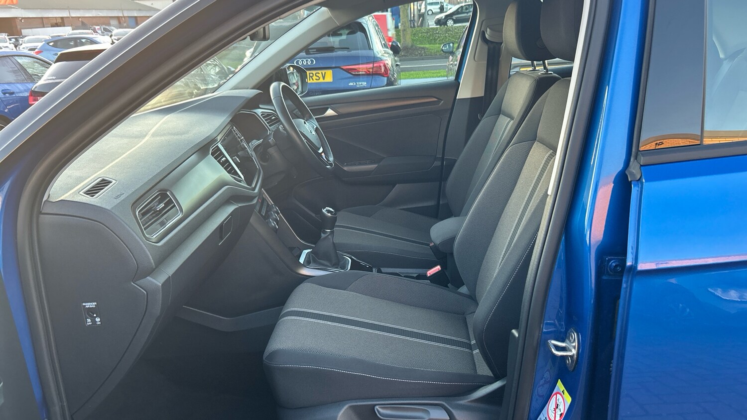 Used Volkswagen T-Roc 2019 for sale - 76894344: Photo 36