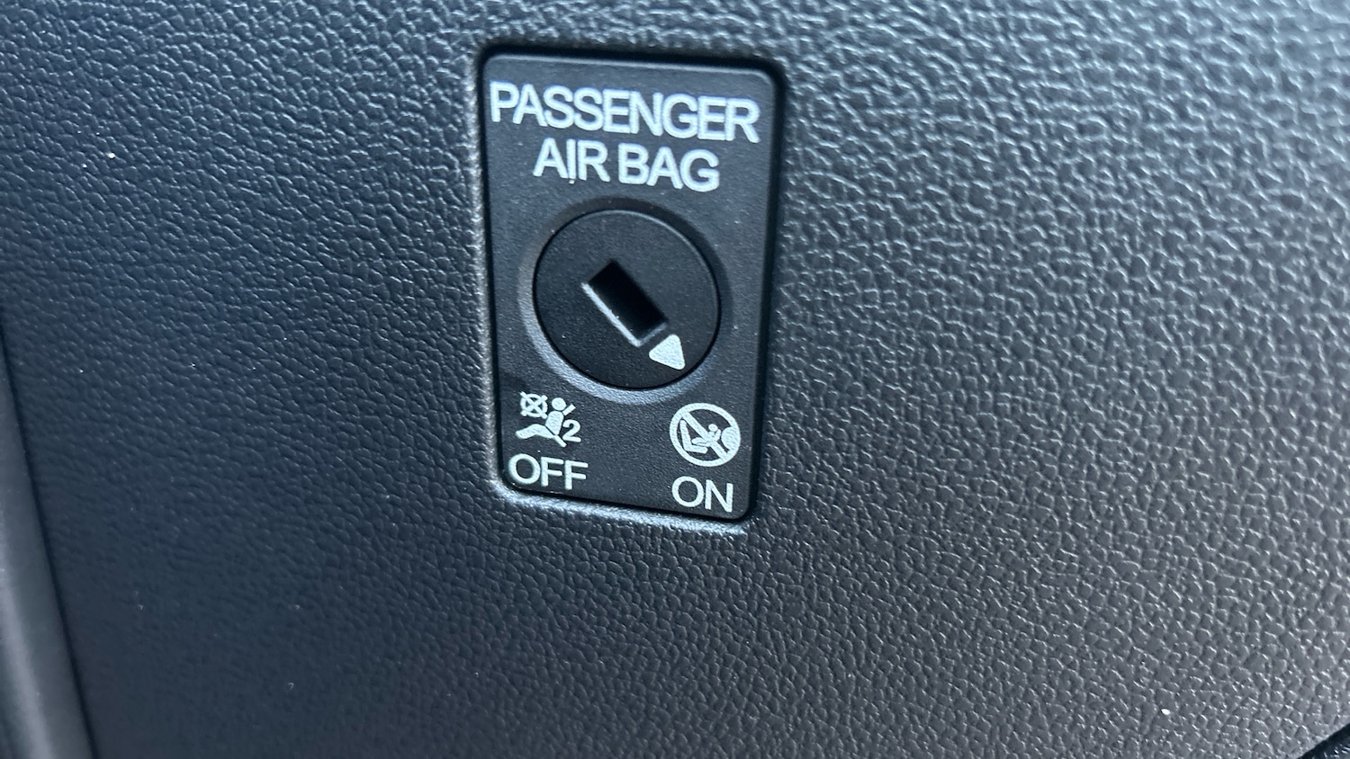 Used Volkswagen T-Roc 2019 for sale - 76894344: Photo 38