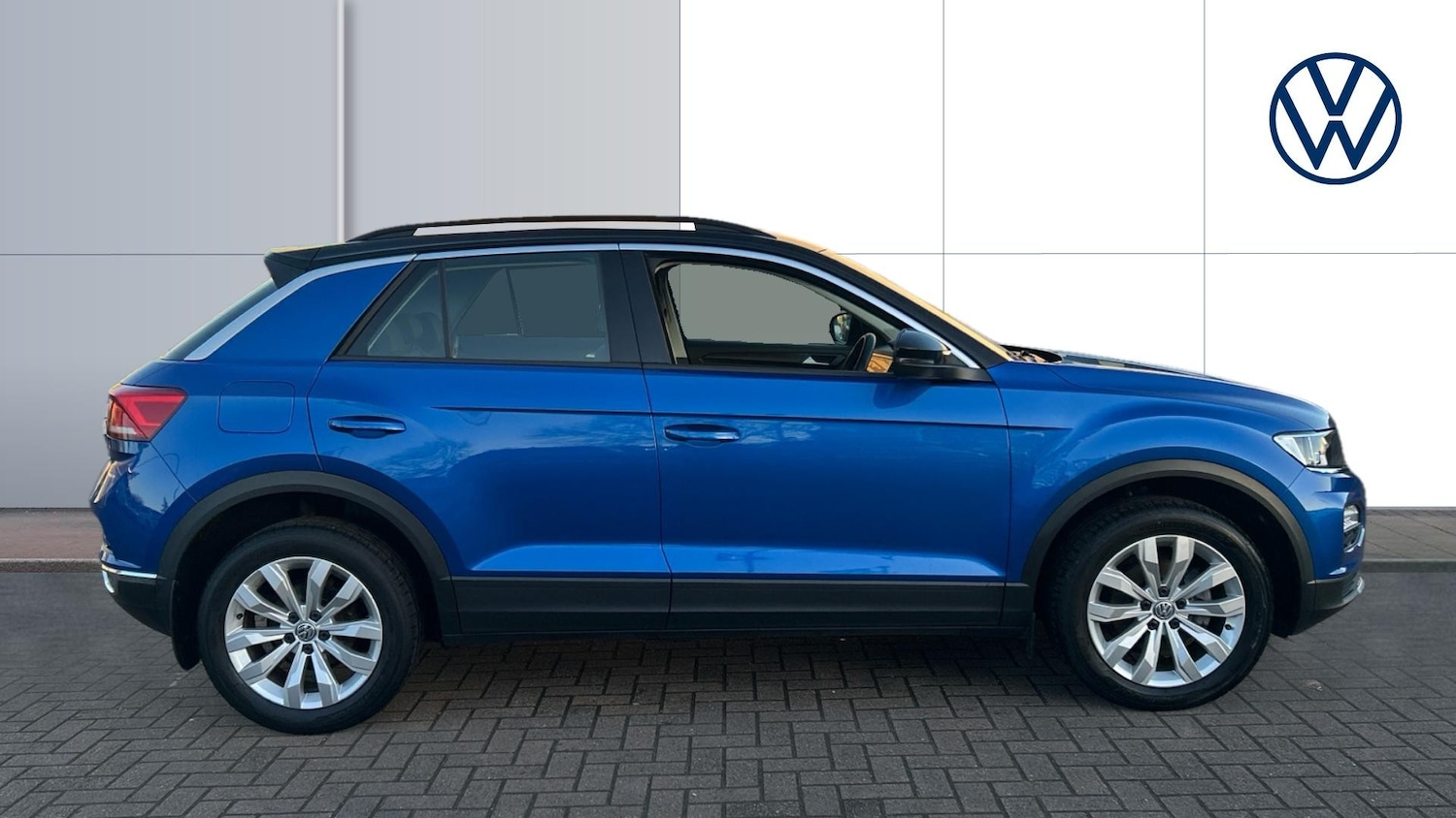 Used Volkswagen T-Roc 2019 for sale - 76894344: Photo 4