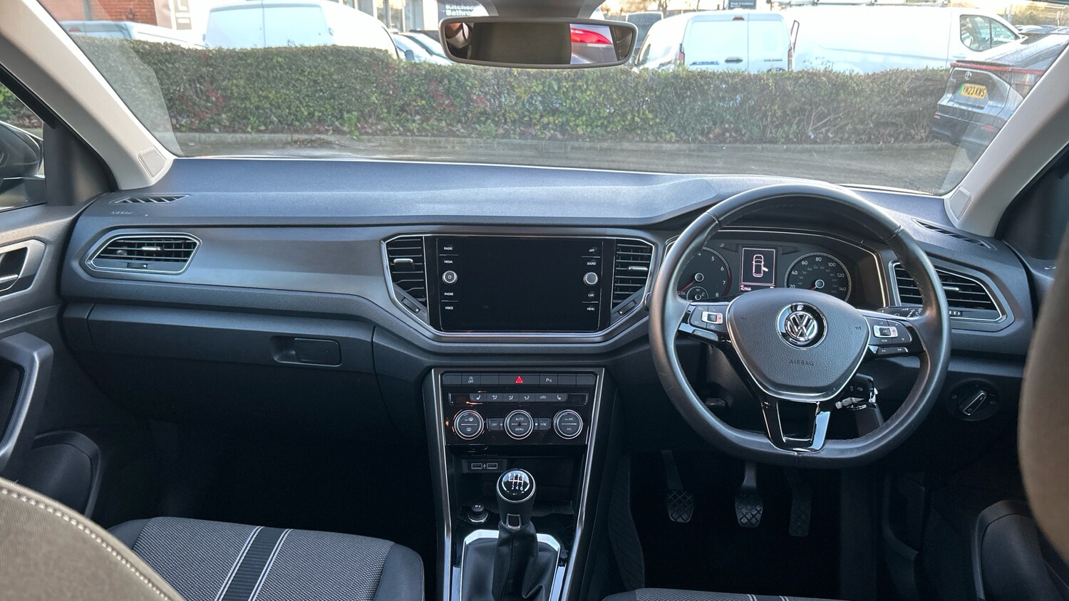 Used Volkswagen T-Roc 2019 for sale - 76894344: Photo 9