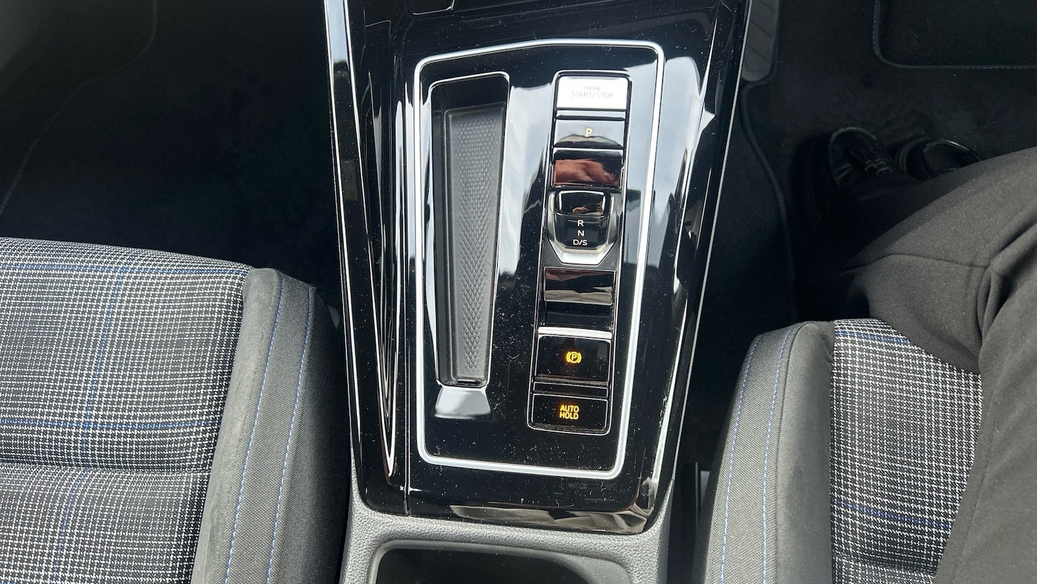 Used Volkswagen Golf 2025 for sale - 77013673: Photo 32