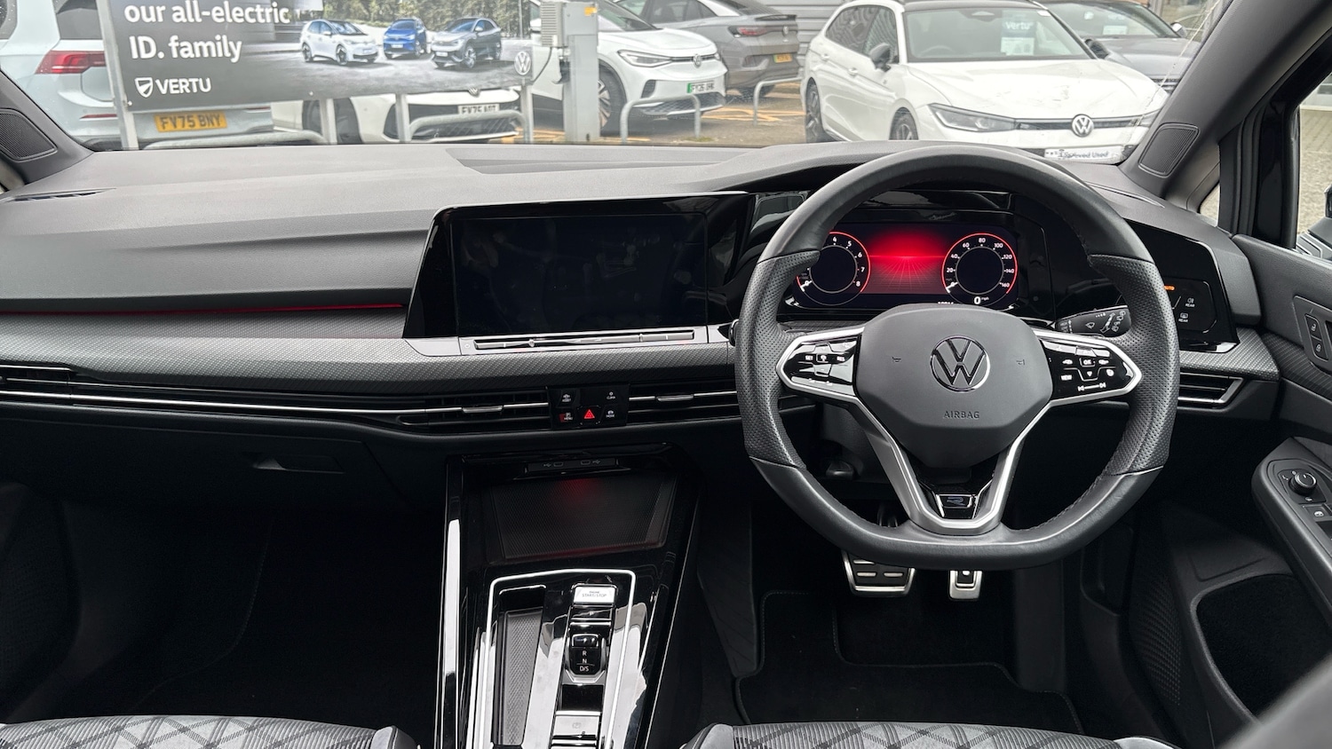 Used Volkswagen Golf 2024 for sale - 77984781: Photo 9