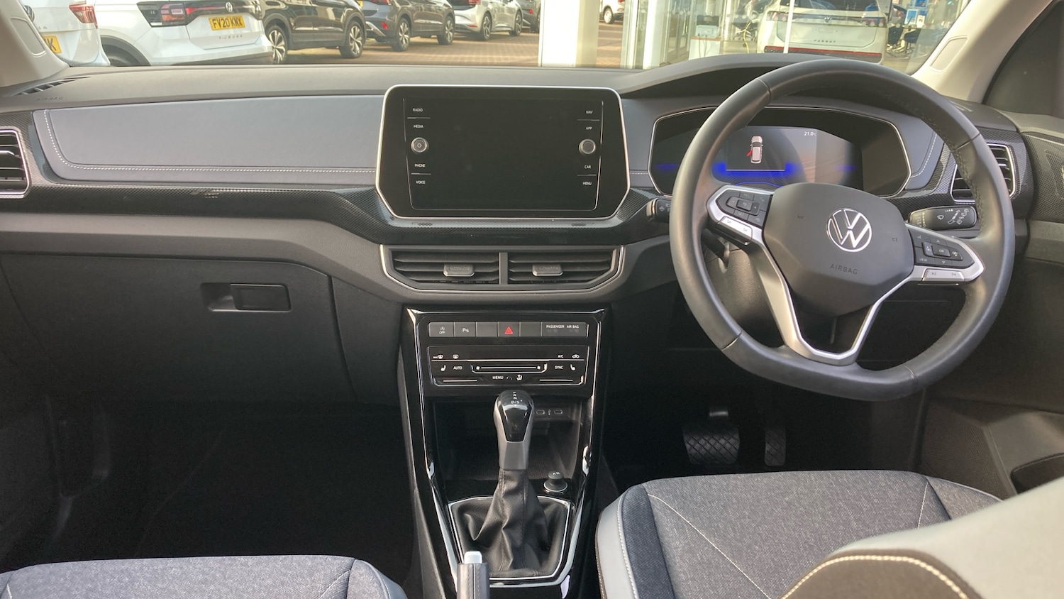 Used Volkswagen T-Cross 2024 for sale - 75921683: Photo 10