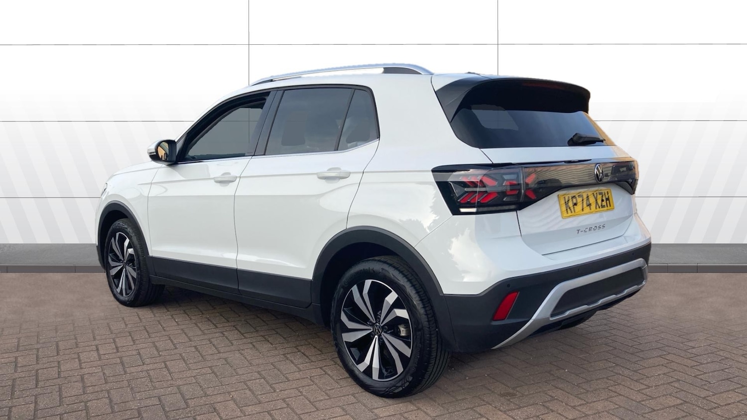 Used Volkswagen T-Cross 2024 for sale - 75921683: Photo 2