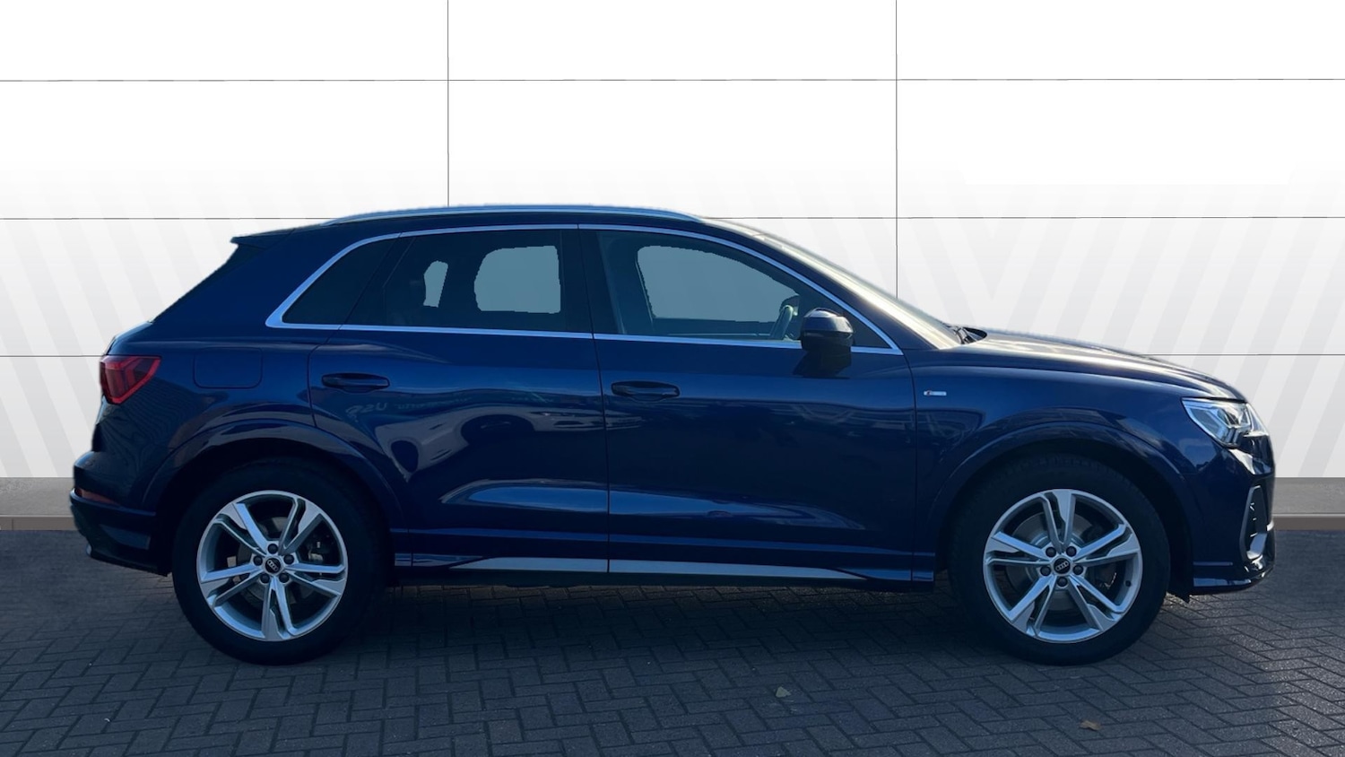 Used Audi Q3 2021 for sale - 77297033: Photo 5