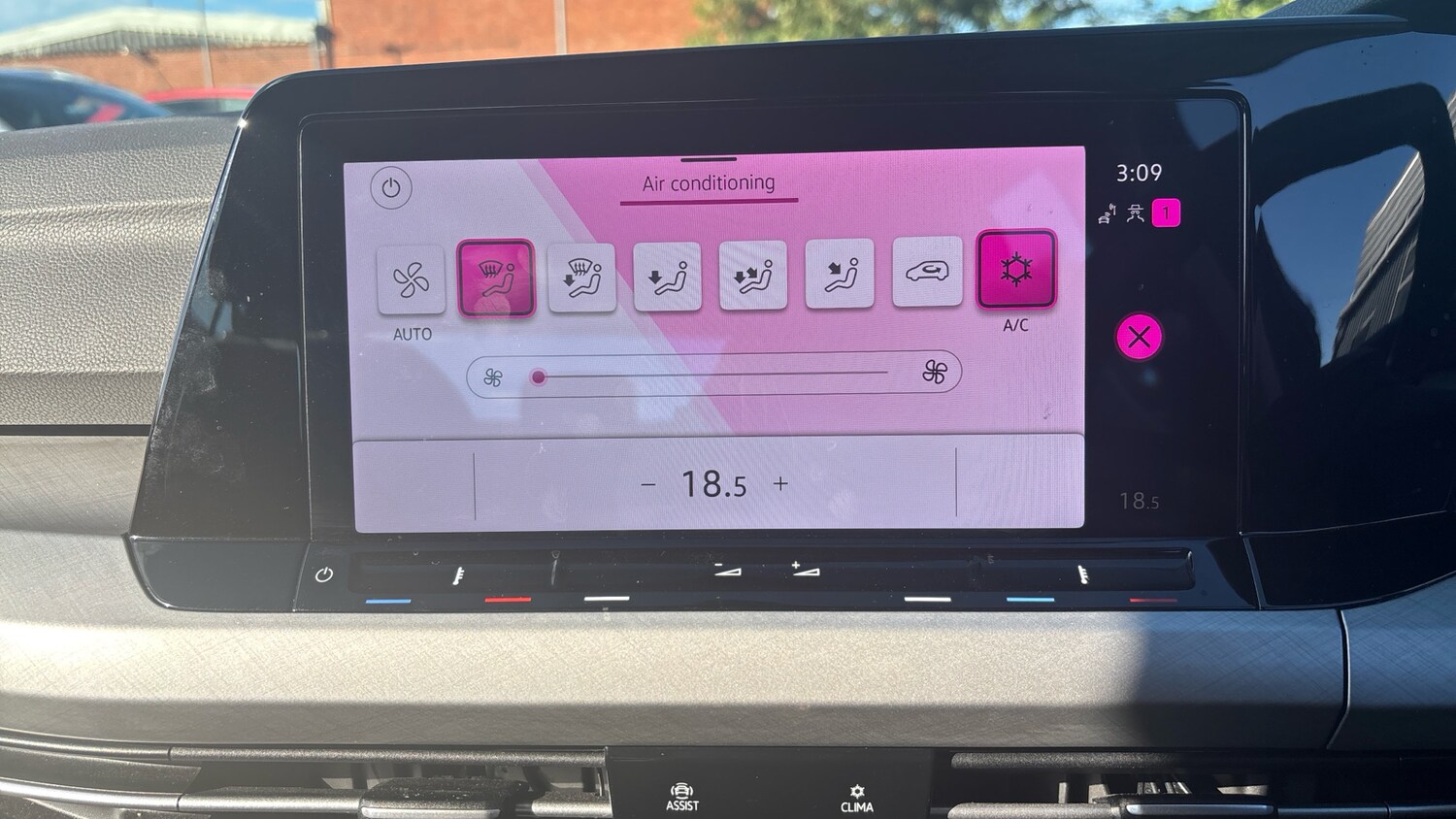 Used Volkswagen Golf 2023 for sale - 76265949: Photo 43