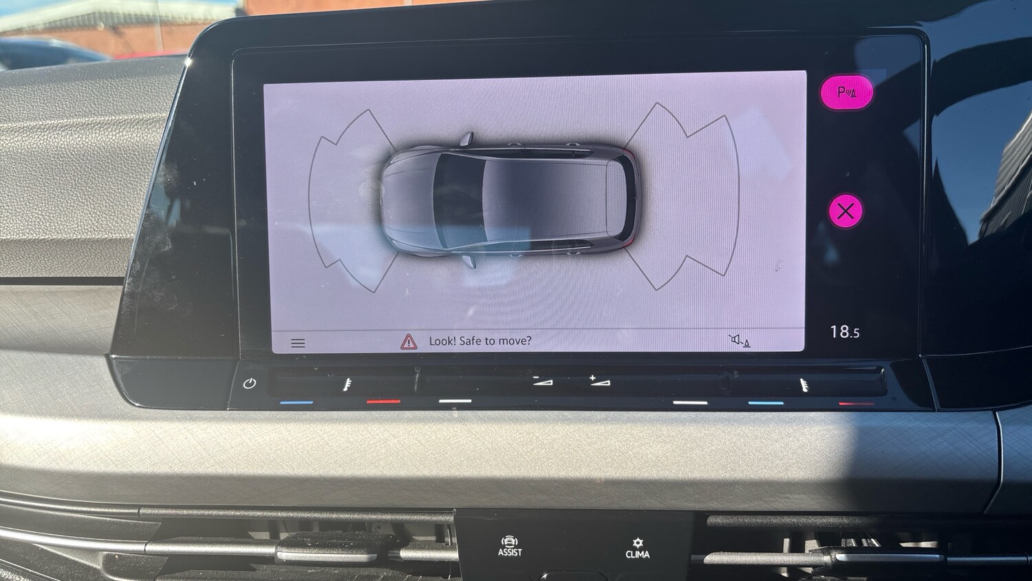 Used Volkswagen Golf 2023 for sale - 76265949: Photo 45