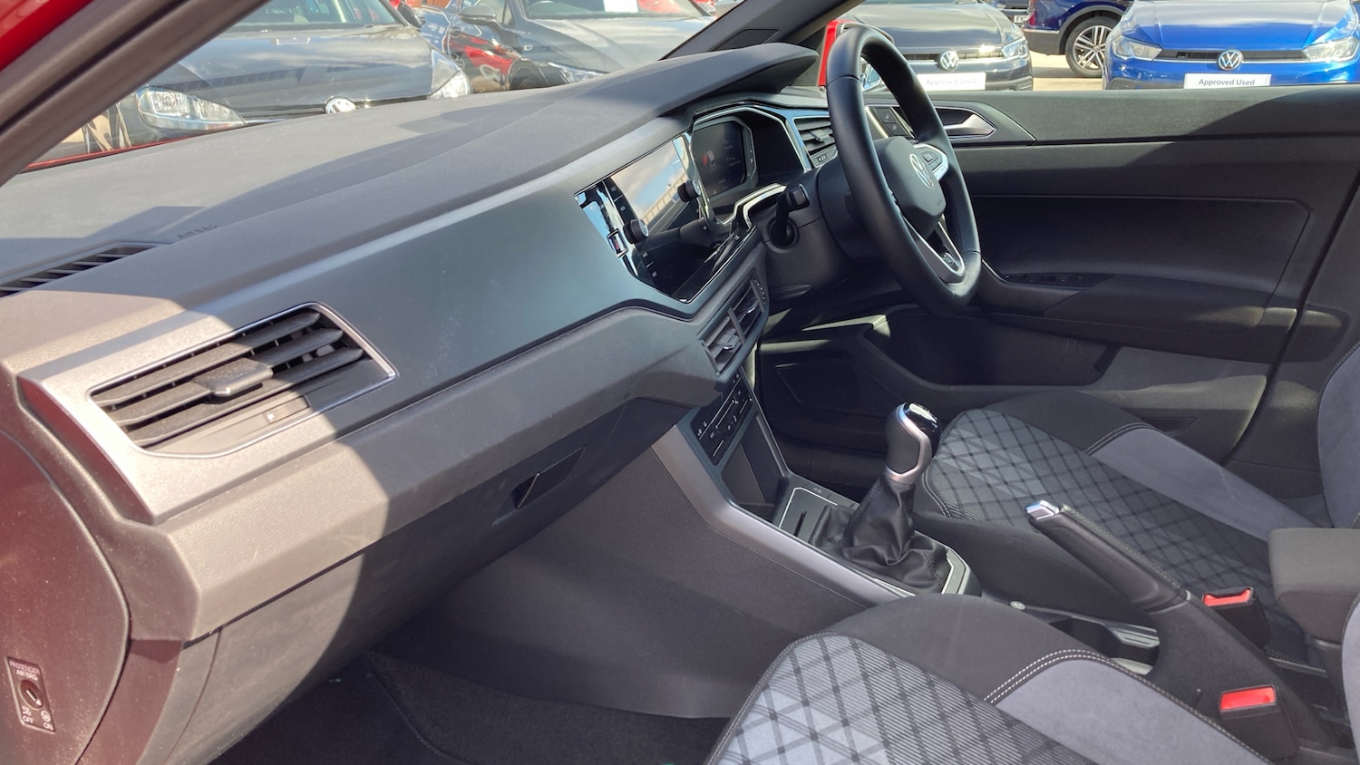 Used Volkswagen Polo 2023 for sale - 78176367: Photo 2