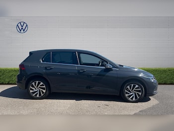 Used Volkswagen Golf 2022 for sale - 78552752: Photo