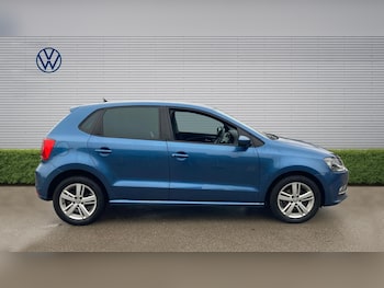 Used Volkswagen Polo 2016 for sale - 78379600: Photo