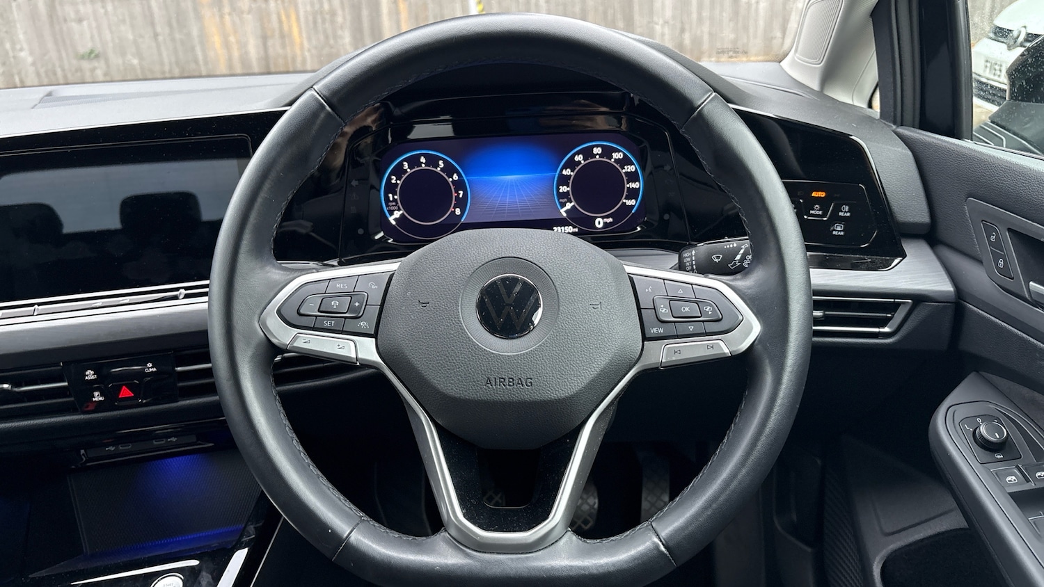 Used Volkswagen Golf 2023 for sale - 76352045: Photo 10