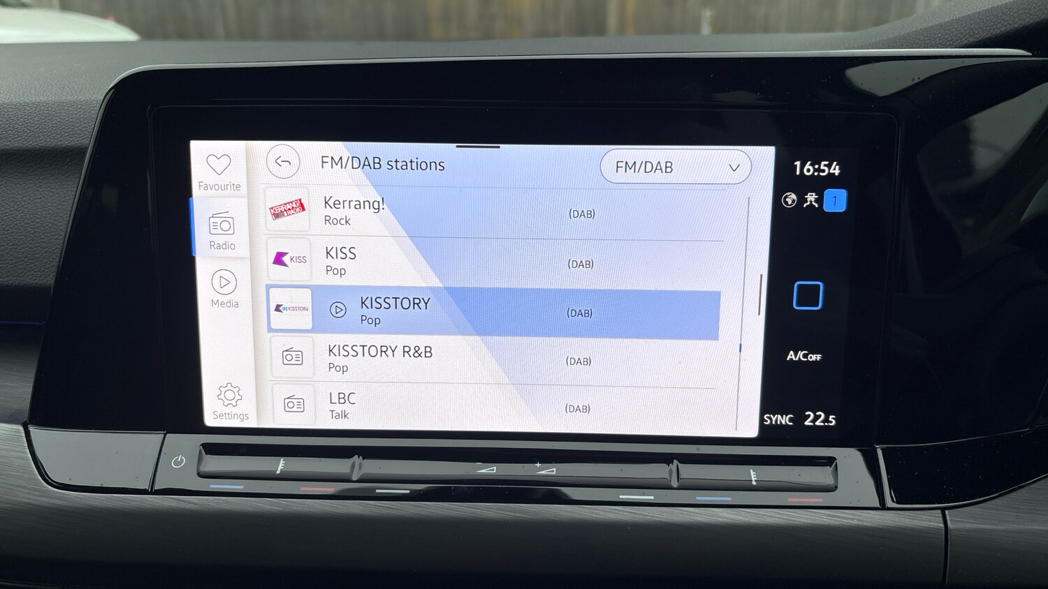 Used Volkswagen Golf 2023 for sale - 76352045: Photo 12