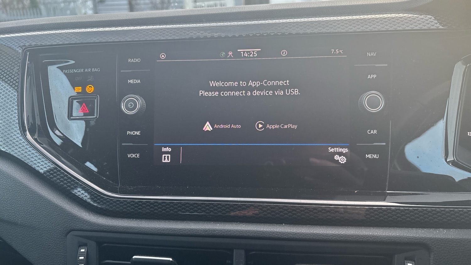 Used Volkswagen Polo 2023 for sale - 77247798: Photo 27