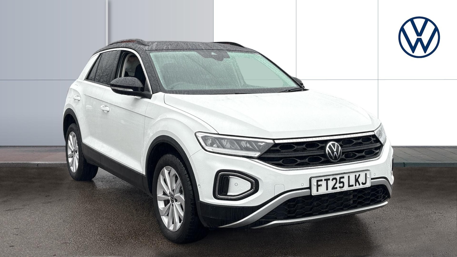 Used Volkswagen T-Roc 2025 for sale - 77273498: Photo 1